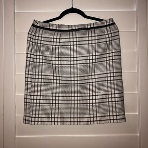 White House Black Market white/black Plaid Skirt
